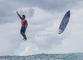 (PARIS2024)FRENCH POLYNESIA-TAHITI-OLY-SURFING