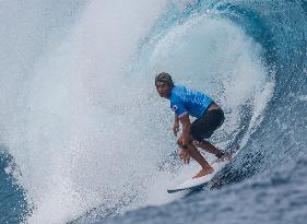 Paris 2024 - Men's Round 3 Heat Of Surfing - Teahupo’o