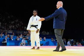 Paris 2024 - Judo - Clarisse Agbegnenou v Gili Sharir