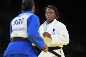 Paris 2024 - Judo - Clarisse Agbegnenou v Ketleyn Quadros