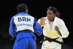 Paris 2024 - Judo - Clarisse Agbegnenou v Ketleyn Quadros