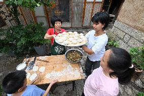 CHINA-SHANXI-CHANGZHI-HOMESTAY OWNER-MILLET FIELDS (CN)