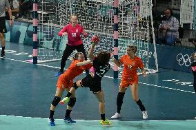 Paris 2024 - Handball - Netherlands v Spain