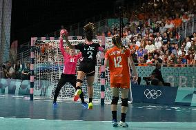 Paris 2024 - Handball - Netherlands v Spain