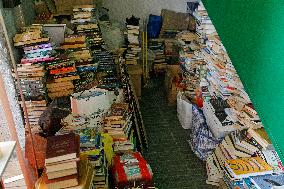 Kyiv bookshop accepts Russian books for recycling