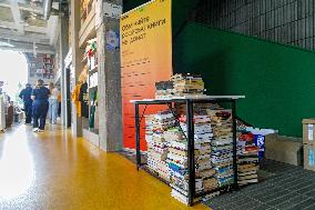 Kyiv bookshop accepts Russian books for recycling