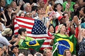 Paris 2024 - Gymnastic - Simone Billes' Parents and Husband In The Stands