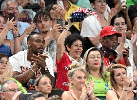 Paris 2024 - Gymnastic - Simone Billes' Parents and Husband In The Stands