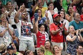 Paris 2024 - Gymnastic - Simone Billes' Parents and Husband In The Stands