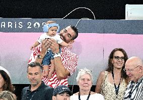 aris 2024 - Gymnastic - Michael Phelps In The Stands