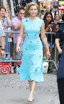 Elizabeth Banks At GMA - NYC