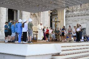 Pope Francis Attends An Open-Air Audience - Vatican