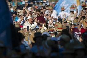 Pope Francis Attends An Open-Air Audience - Vatican