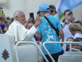 Pope Francis Attends An Open-Air Audience - Vatican