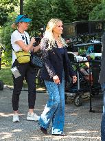 Reese Witherspoon On Set - NYC