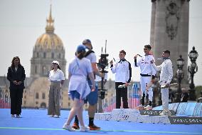 Paris 2024 - Men’s Triathlon Medal Ceremony