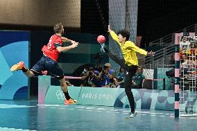 Paris 2024 - Handball - Spain v Japon