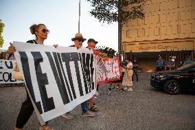 Portest In L'Aquila After The Appeal Verdict On The ''Responsability'' Of The Victims Of 2009 Earthquake