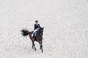 (PARIS2024)FRANCE-VERSAILLES-OLY-EQUESTRIAN