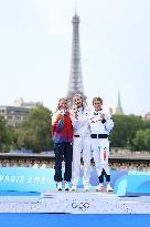 Paris 2024 - Triathlon - Cassandre Beaugrand Wins Gold