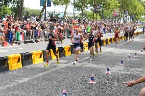 Paris 2024 - Triathlon - Leo Bergere And Pierre Le Corre Competing