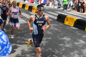 Paris 2024 - Triathlon - Leo Bergere And Pierre Le Corre Competing