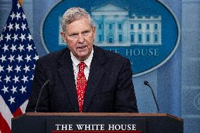 DC: The White House Daily Press Briefing with Agriculture Secretary Tom Vilsack and National Security Communications Advisor Joh