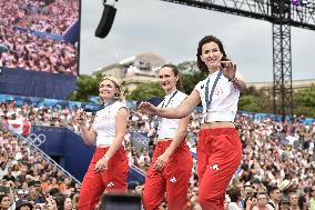 Paris 2024 - Fans welcome medalists at the Parc des Champions in Paris FA