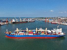 Penglai-Caribbean Route First Cargo Ship in Yantai