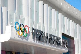 Olympic Games Paris 2024 - Swimming - Men's 400m Individual Medley Final