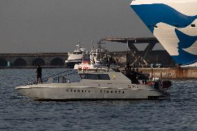 Migrants Landing In Naples