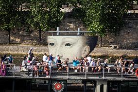 Paris Atmosphere During The Olympic Games