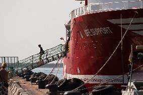 Migrants Landing In Naples