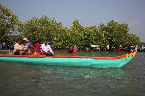 Daily Life At Sambranikodi Island