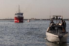 Migrants Landing In Naples