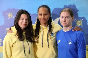 Ukrainian fencers return from Paris 2024 Olympics