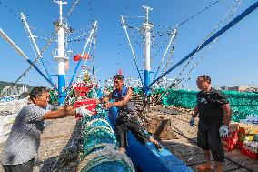 CHINA-ZHEJIANG-ZHOUSHAN-FISHING SEASON (CN)