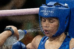 Paris 2024 - Boxing - China v India