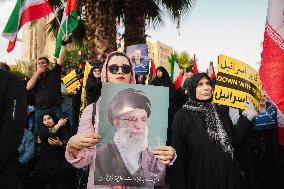 Demonstration In Iran Denouncing The Killing Of The Leader Of Hamas - Tehran