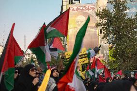 Demonstration In Iran Denouncing The Killing Of The Leader Of Hamas - Tehran