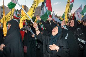 Demonstration In Iran Denouncing The Killing Of The Leader Of Hamas - Tehran