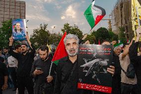 Demonstration In Iran Denouncing The Killing Of The Leader Of Hamas - Tehran