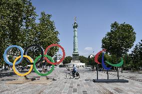 Paris 2024 - Olympic symbols in Paris FA