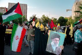 Demonstration In Iran Denouncing The Killing Of The Leader Of Hamas - Tehran