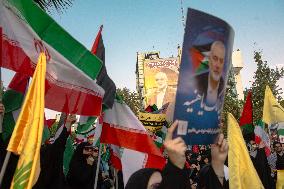 Demonstration In Iran Denouncing The Killing Of The Leader Of Hamas - Tehran