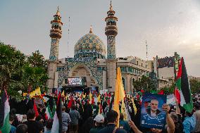 Demonstration In Iran Denouncing The Killing Of The Leader Of Hamas - Tehran