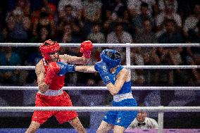 Paris 2024 - Controversal Biologically Male Boxer Imane Khelif in Women Category