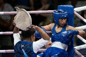 Paris 2024 - Boxing - China v India