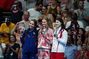 Paris 2024 - 200m Butterfly - Summer McIntosh Wins Gold