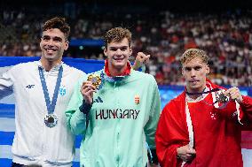 Paris 2024 - 200m Backstroke - Hubert Kos Wins Gold